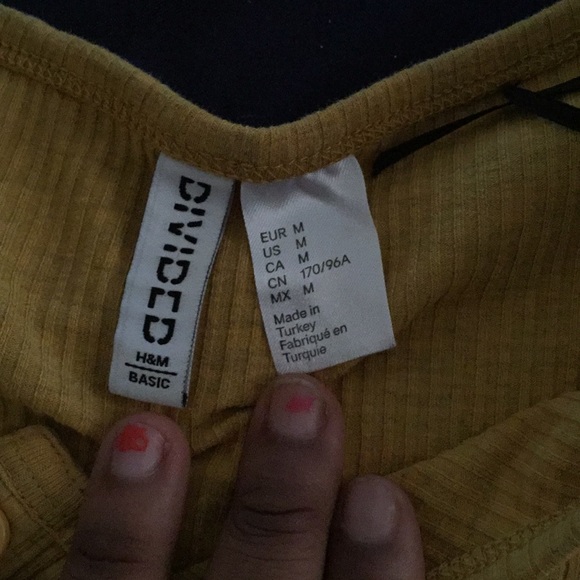 H&M basic top yellow crop - Picture 2 of 3